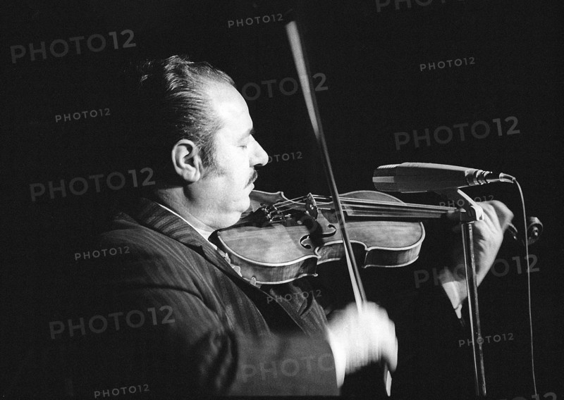 Reinhardt Schuckenjack, musician