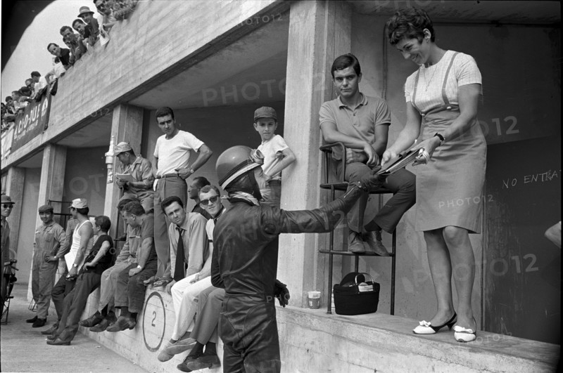 Luigi Taveri and his wife in Monza 1966