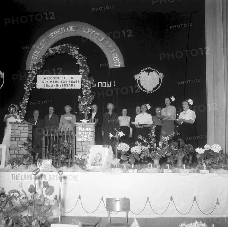 Assembly of the Father Divine sect, 1953