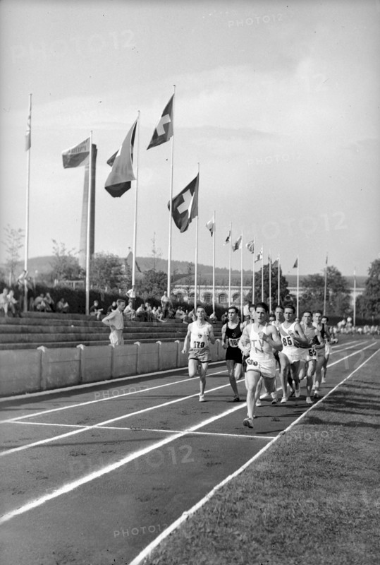 Swiss Championships 1947 Zurich, 1'500m: Waldvogel wins
