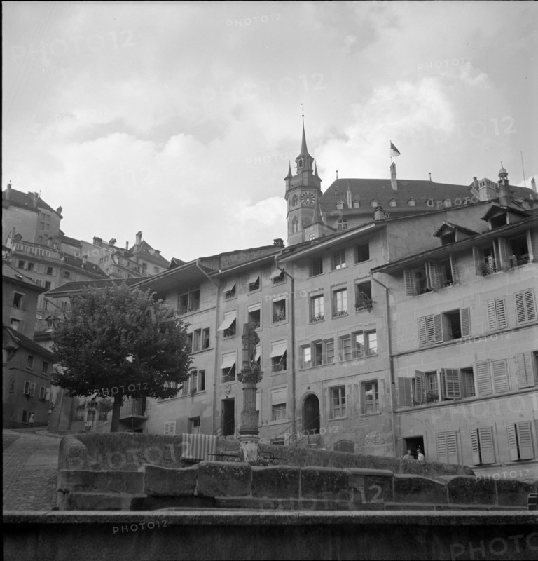 Fribourg; Neuveville district; 1951.