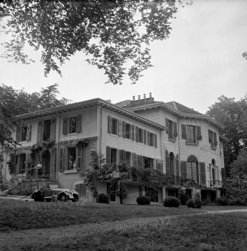 Geneva-Pregny: Villa Le Bocage; 1952.