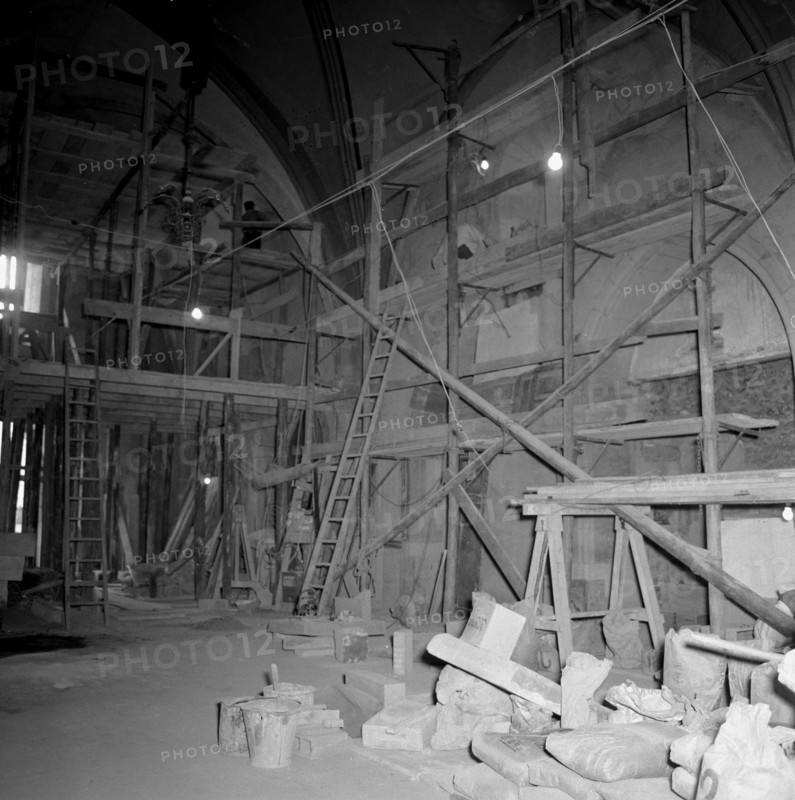 Geneva:  Auditoire de Calvin under renovation; 1953.