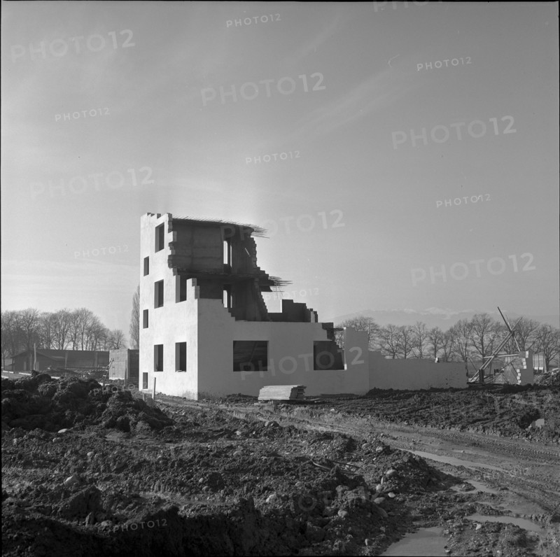 Ruin for practical civil defence courses, 1967.