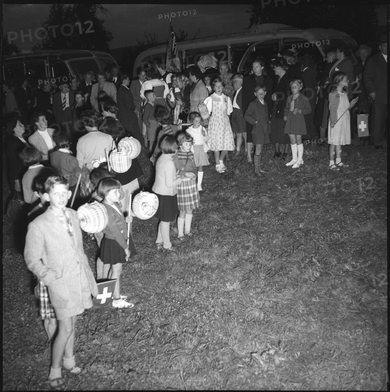 People celebrating the national holiday; excursion; 1953.