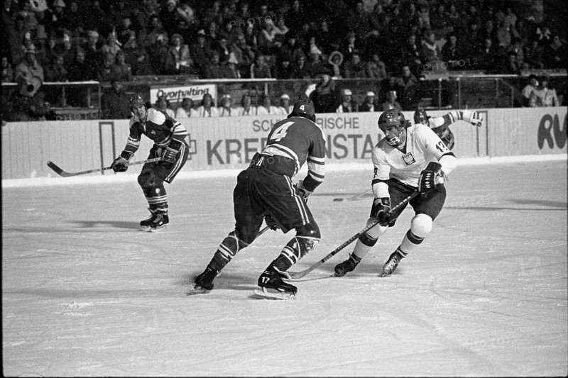Spenglercup Davos 1974: Switzerland - Poland.