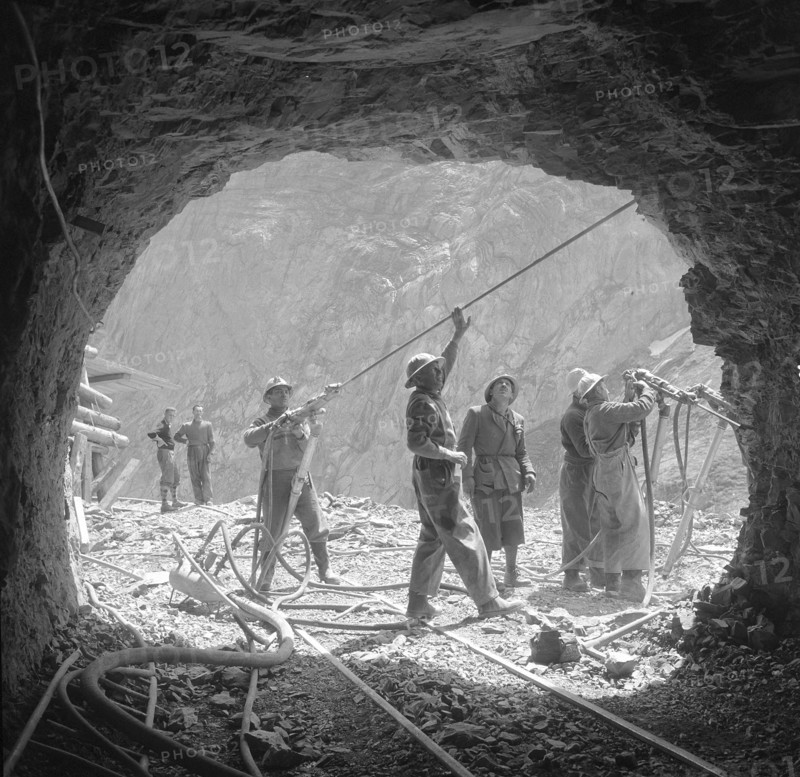 Miners drilling blasting holes, Limmernboden 1959.
