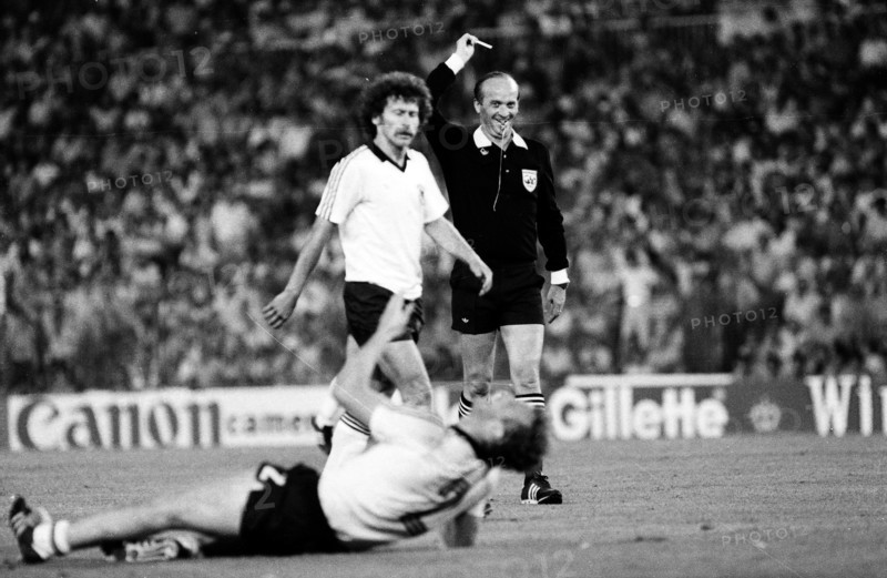Football WC semi final 1982: Germany - France;.