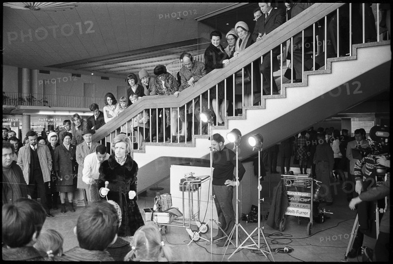 Telerecording with 'Blick-twins' to: 'Treffpunkt Airport' 1970.