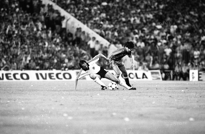 Football WC semi final 1982: Germany - France; Stielike, Six.