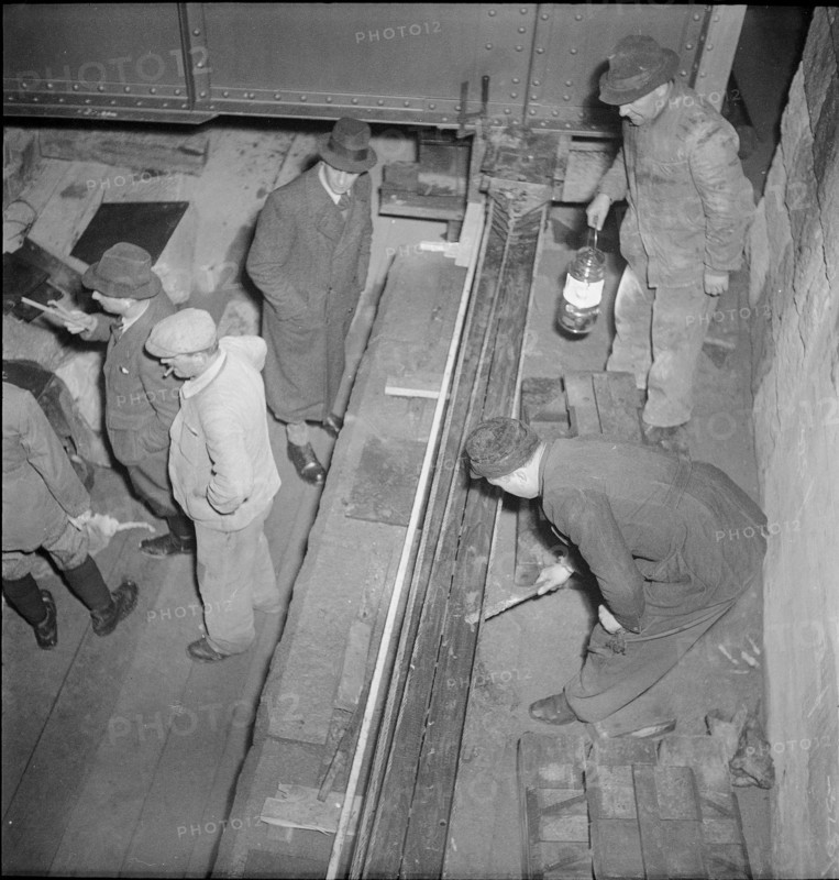 Replacement of the railway bridge in Zurich-Wipkingen 1947.