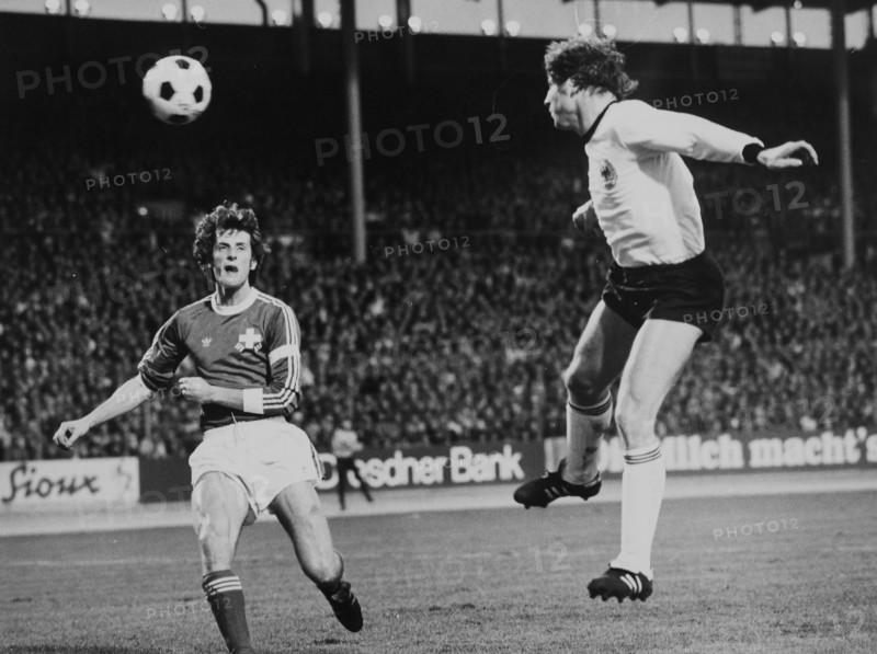 International match Germany - Switzerland: Bizzini, Fischer.