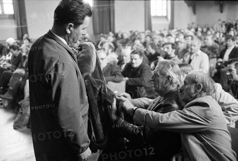 Geneva, people at SBB auction; 1972.