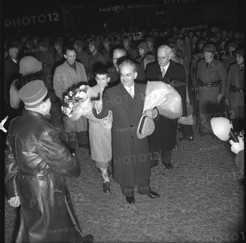 Federal councillor Giuseppe Lepori in Ticino, one day after his election; 1954.