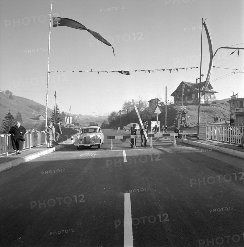Biberbrugg, inauguration of the new bridge; 1958.