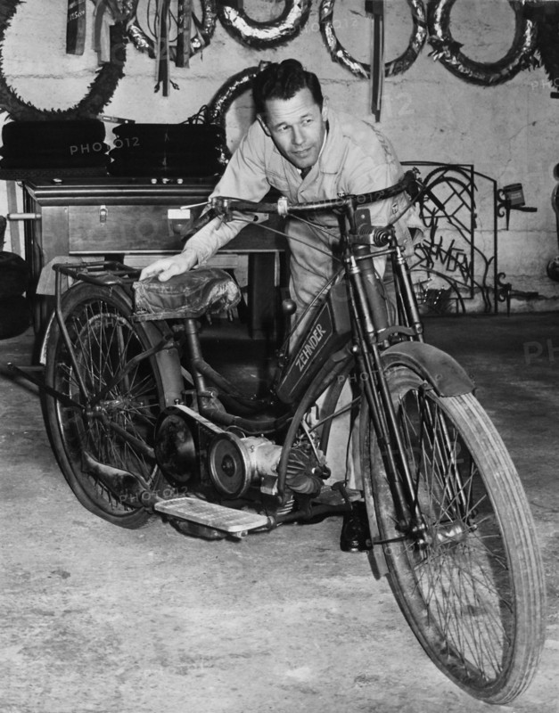 Luigi Taveri at home 1967.