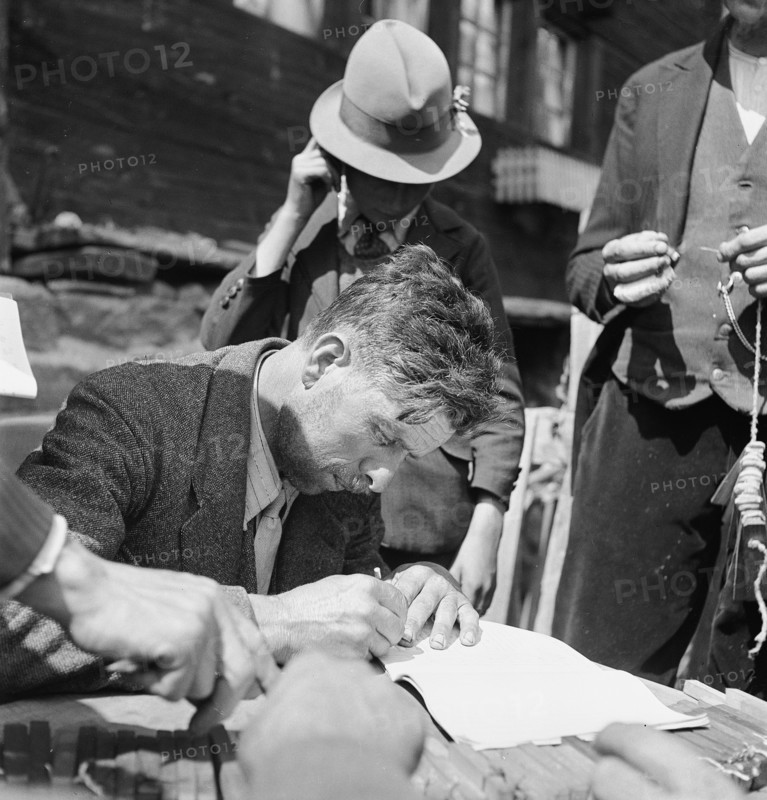 Distribution of the mountain pastures in the Loetschental, 1941.