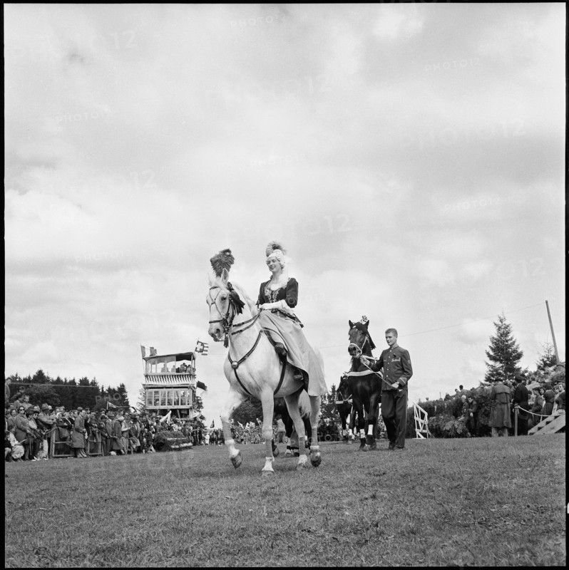 53rd Marché-Concours Saignelégier, side-saddle, 1956.