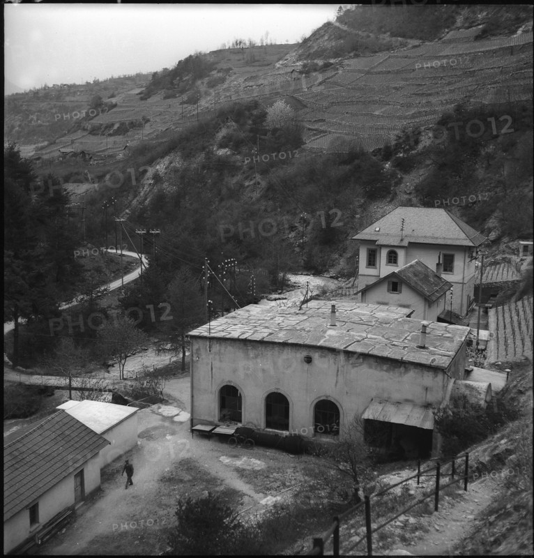 Power station of the city of Sion in St. Léonard 1946.