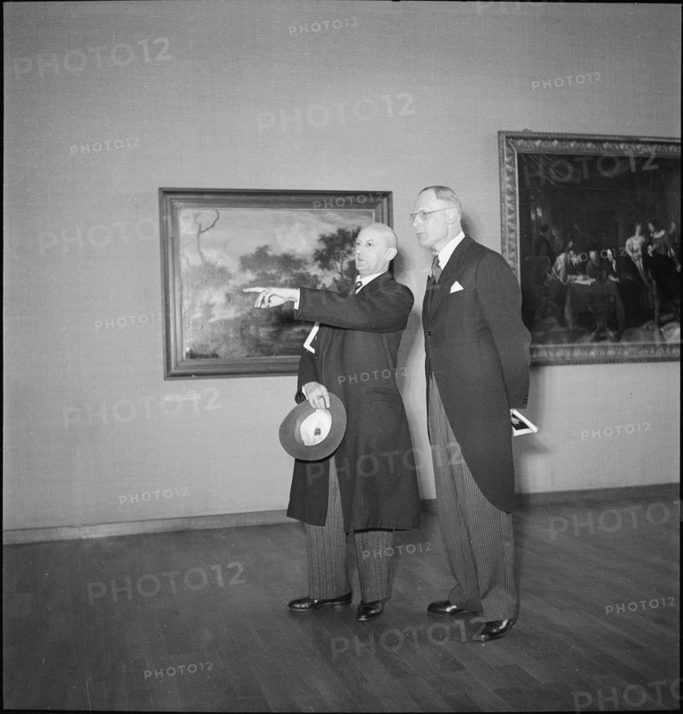 Philip Etter at Rembrandt exhibition in Schaffhausen 1949.