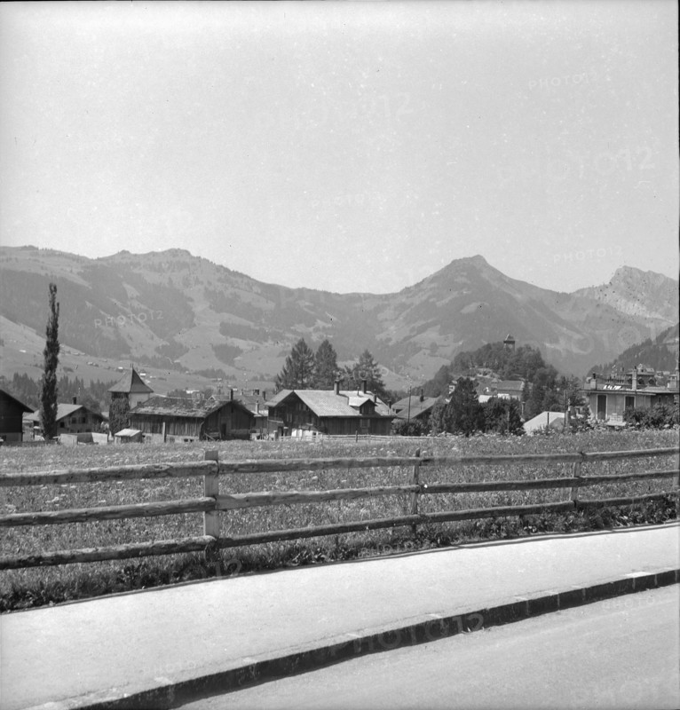 Château-d'Oex; 1945.