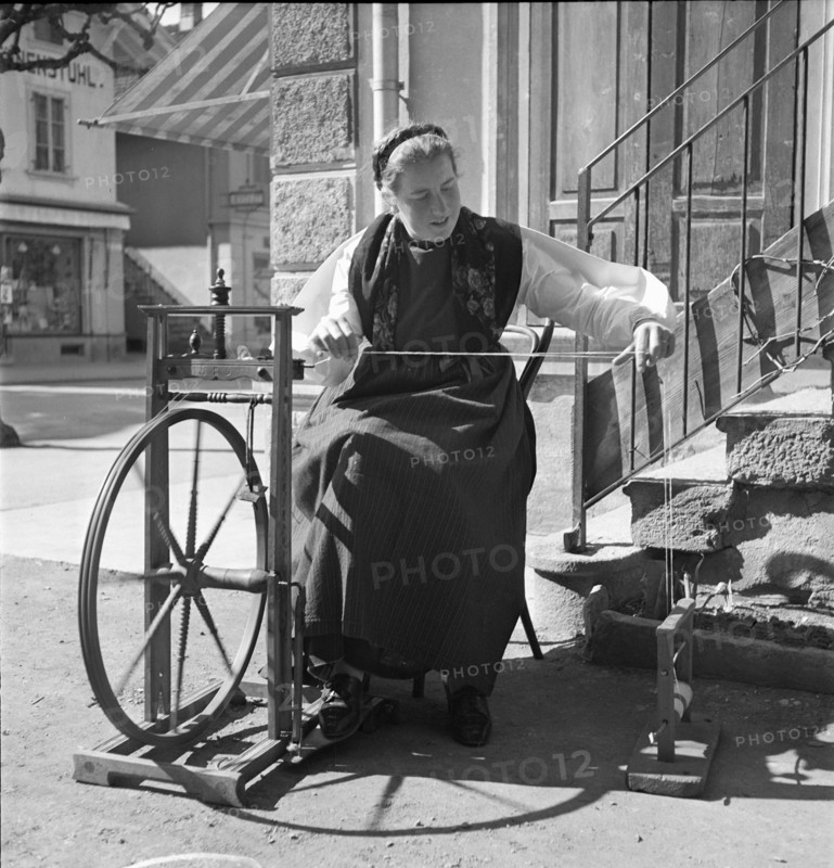 Woman spinning yarn, 1941.