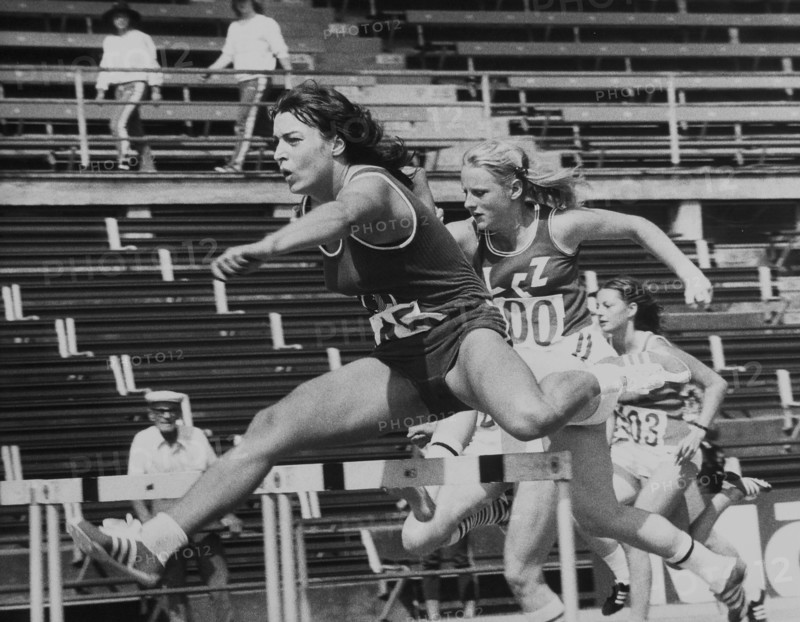 Nanette Furginé ahead of Angela Weiss, 1973.