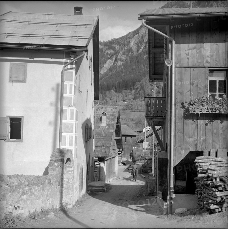 Houses in Sils-Albula, 1952.