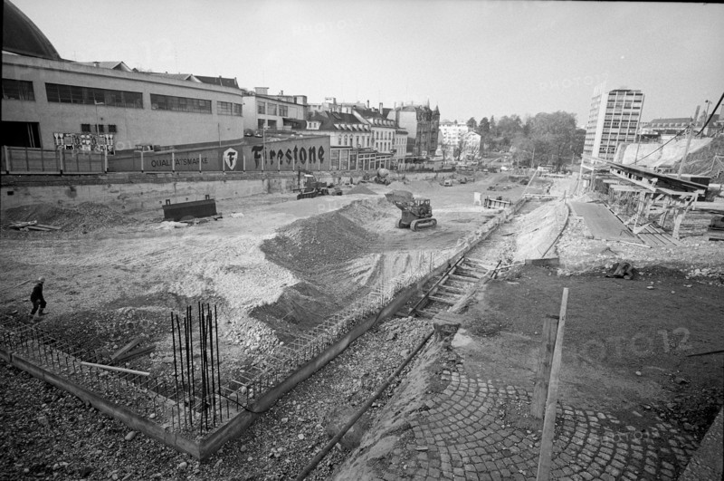 Basle; Heuwaage viaduct under construction; 1966.