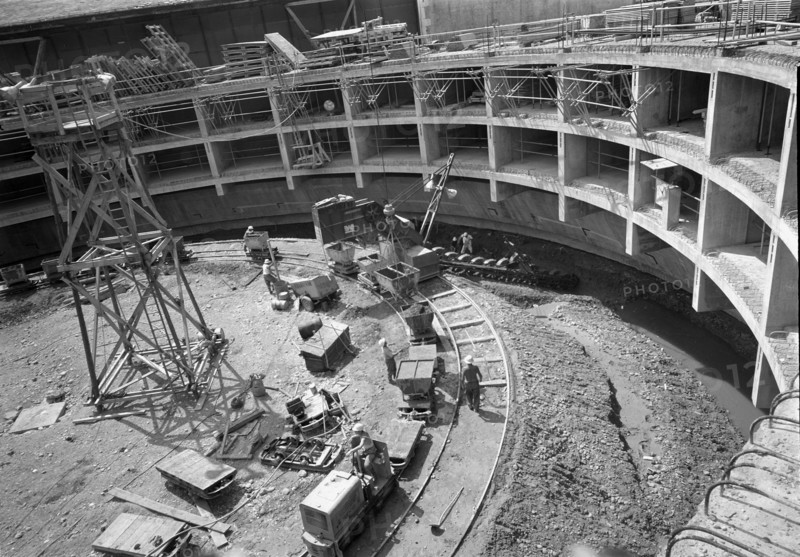 Construction of a round garage in Rive district, Geneva 1960.