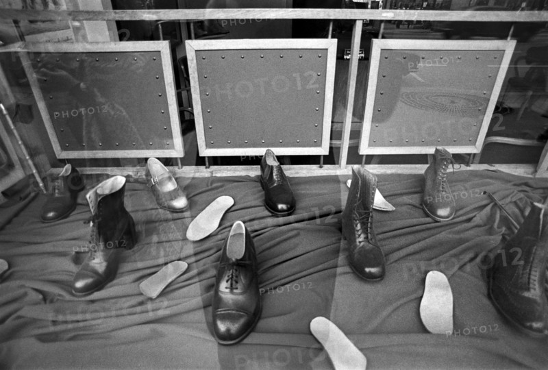 1975, Paris, Marais, shop windows