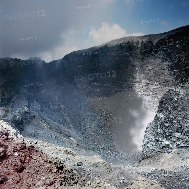 Nature, Italy, region of Campania, 1975 Vesuvius volcano.