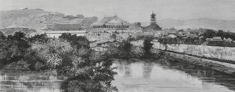 Fuzhou, Fujian province, China. View of the city wall and the landscape around the south gate. Engraving by Rico. The Spanish and American Illustration (La Ilustracion Espanola y Americana), 1884.
