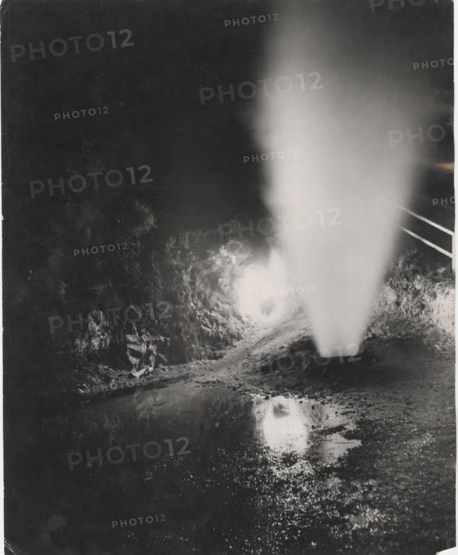 Geyser steam