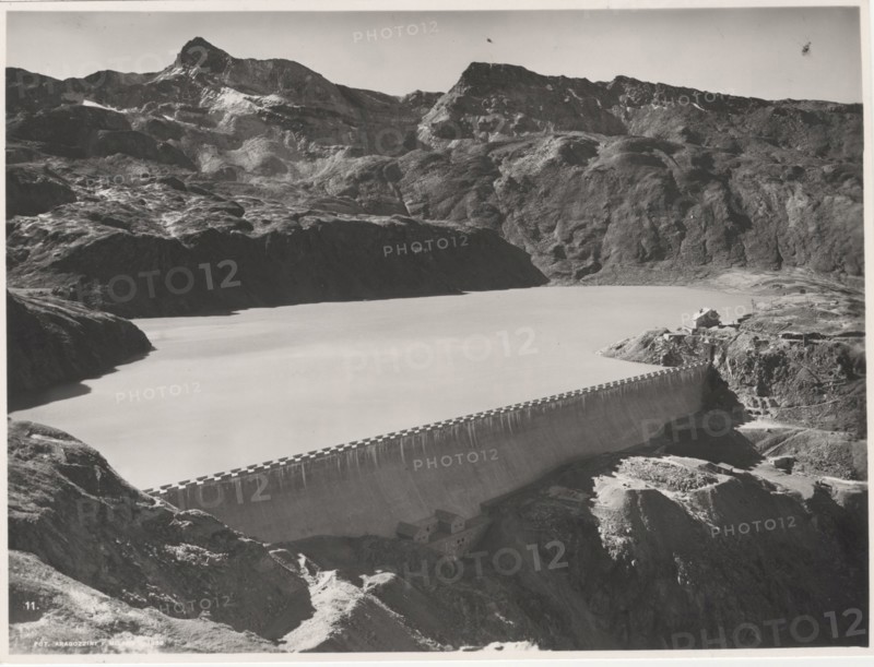Goillet Dam, Valletournenche, Italy