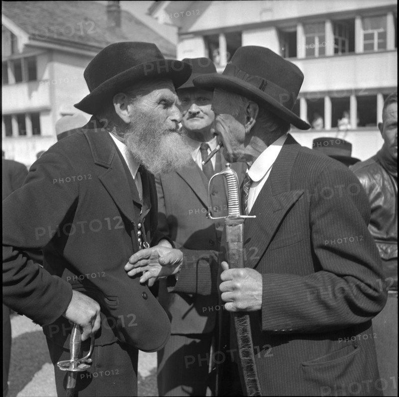 Ausserrhoden voter's meeting, citizen talking 1953.