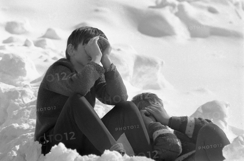 Reckingen, Worried people about missing persons; 1970.
