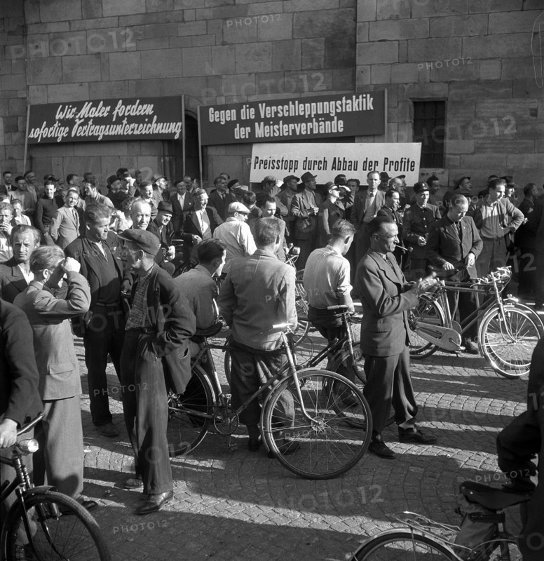 Demonstration of construction worker in Zurich, 1947.