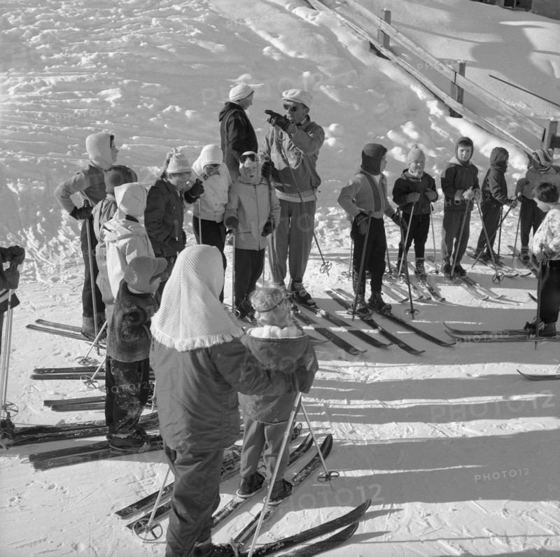 Children ski school in Arosa 1957.