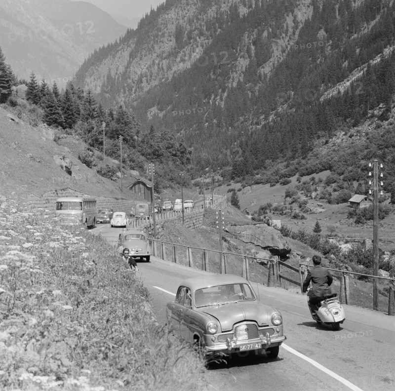 Traffic on the Gotthardstrasse, 1959.