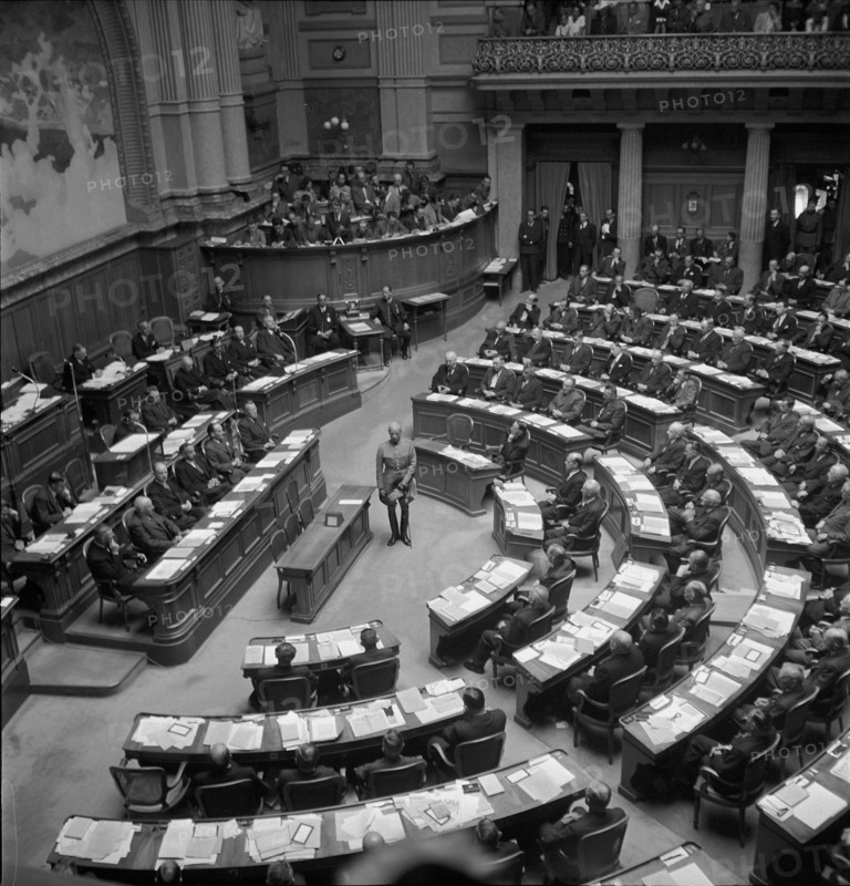 Parliament accepting the generals resignation, Berne 1945.