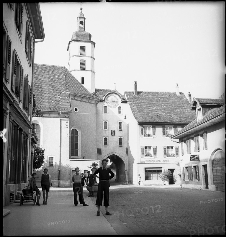 Children from Delemont, 1947.