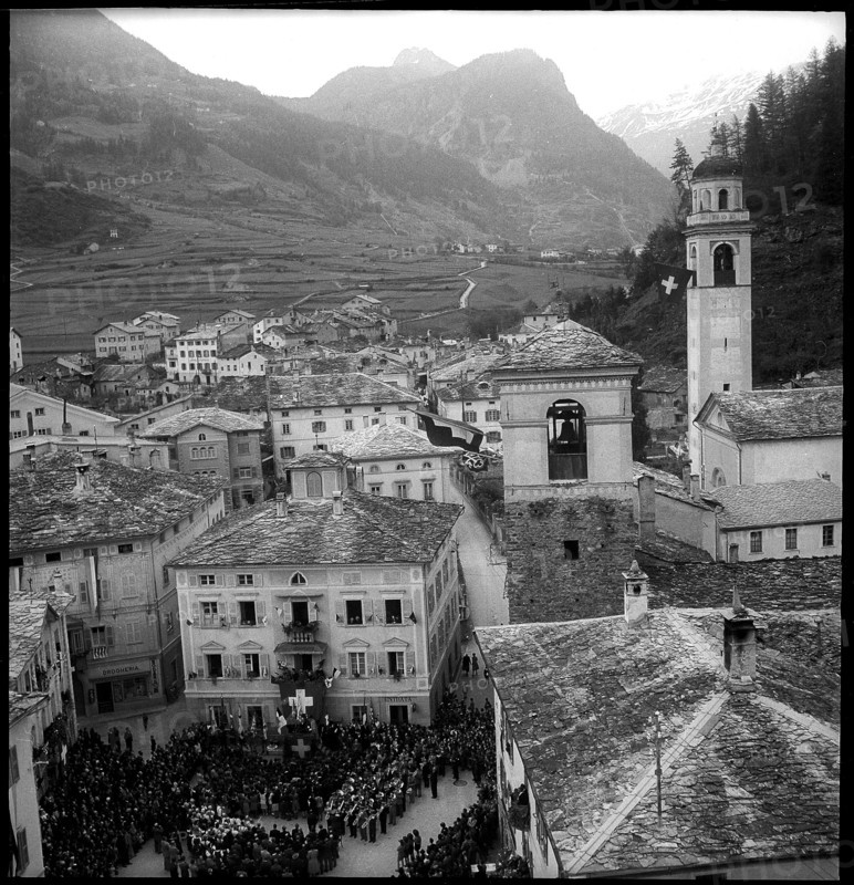 Federal president Enrico Celio in Poschiavo, 1948.