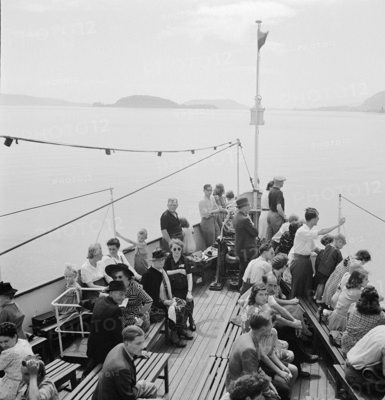 Lake Bienne, people on a ship; 1955.