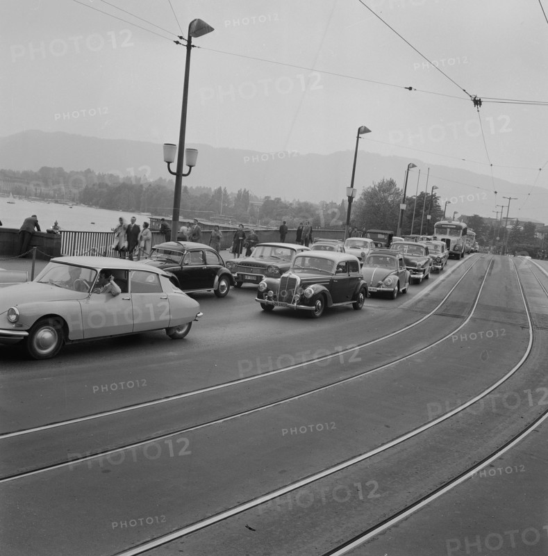 Traffic at Whitsun in Zurich, 1961.