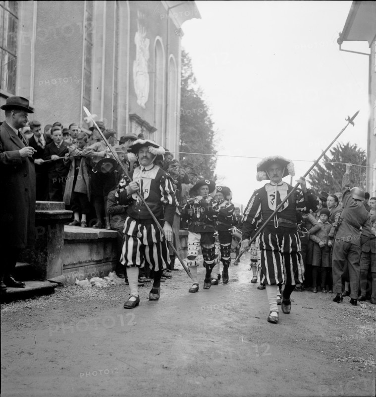 Procession at the Voters meeting Trogen around 1950.