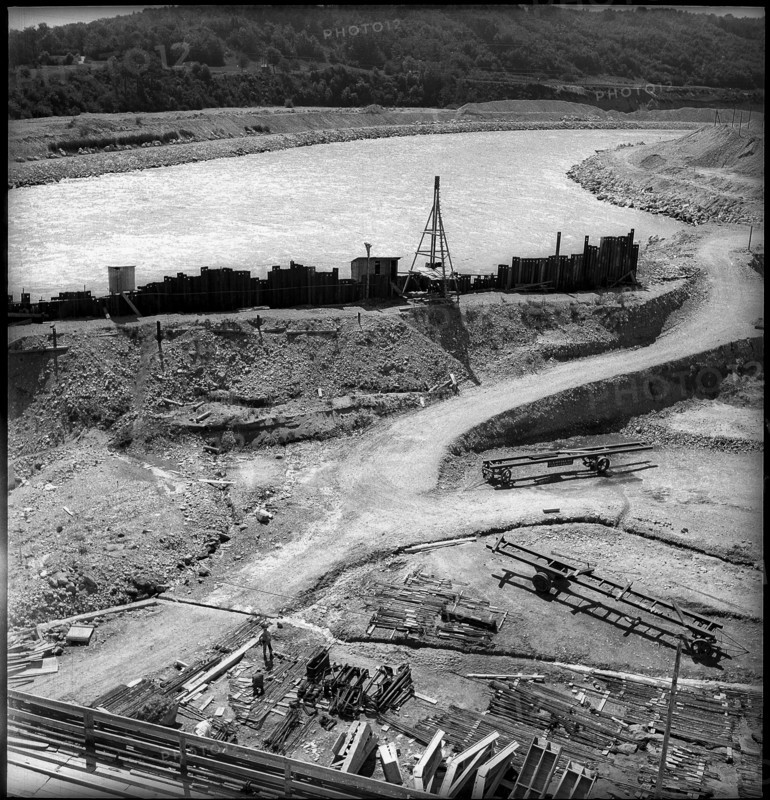 Building site of Verbois power station 1942.