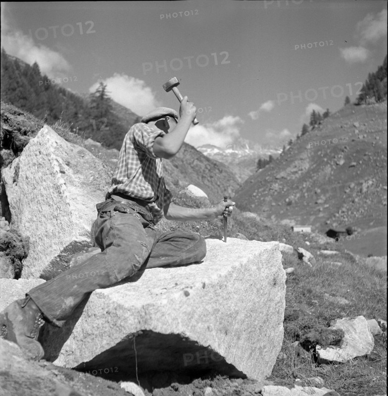 Granite digging in Munster VS: 1941.