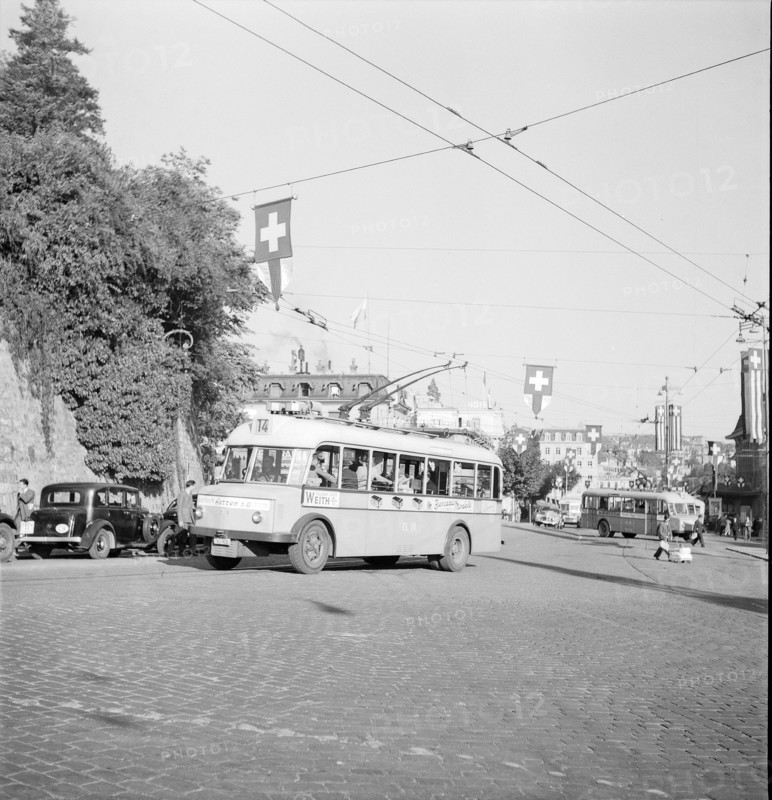 Lausanne: 1941.