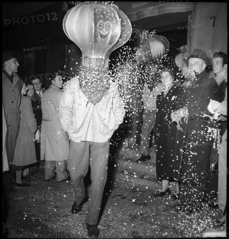 Procession of the onion heads in Berne, 1950.